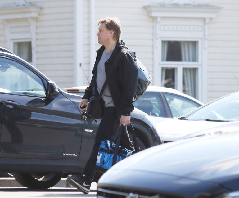 Samuli on pysynyt eronsa syistä vaiti.