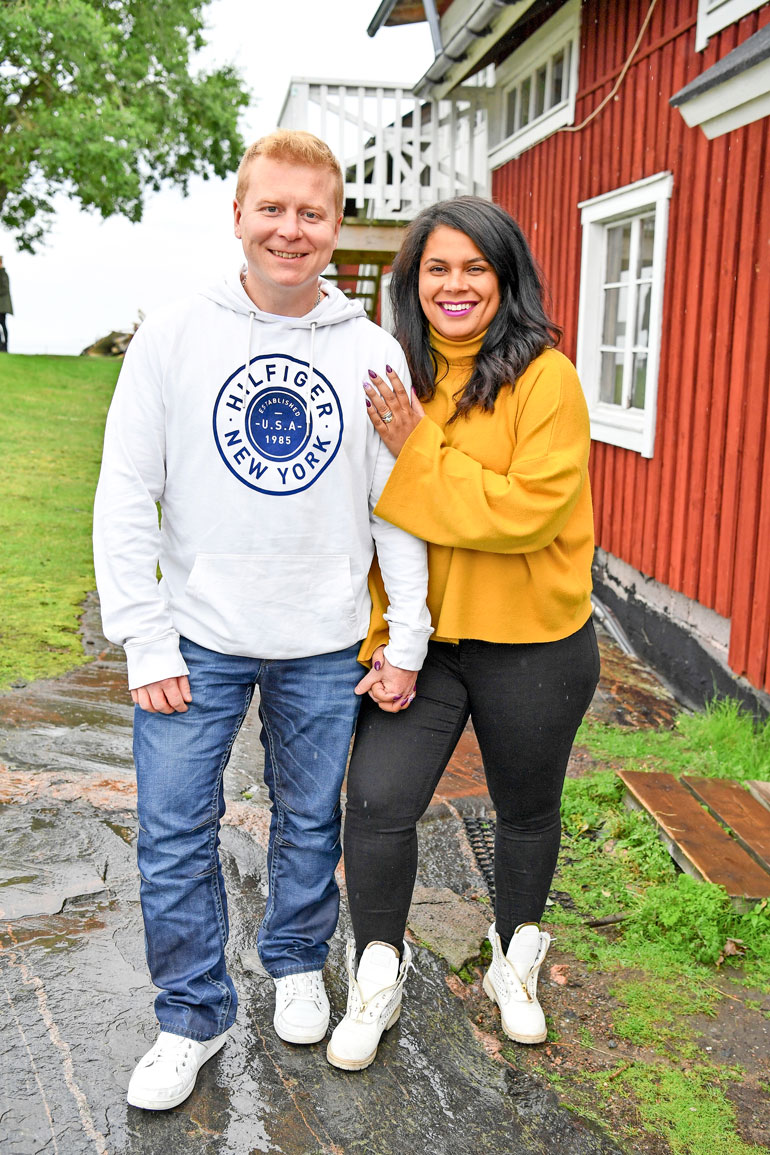 Sampo ja Minttu juhlivat tänä vuonna kuusivuotishääpäiväänsä.