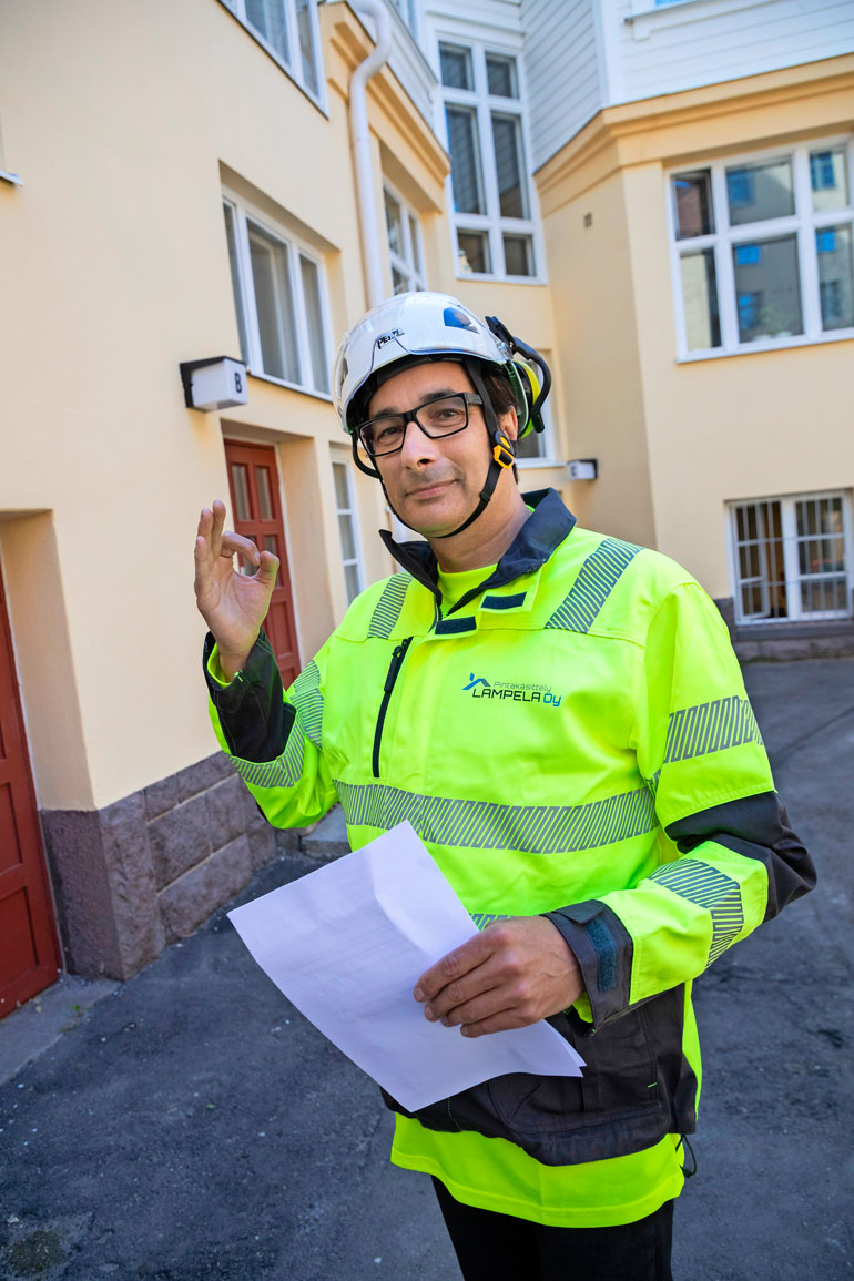 – Työpaikalle on mukava tulla, kun ei tarvitse riidellä ja hommat hoituvat, Heikki hehkuttaa.