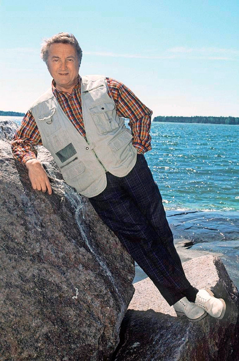 Reijo Kallio syntyi Helsingissä ja asui viimeiset vuotensa Espoon Matinkylässä, jossa Inkeri-vaimo oli hänen omaishoitajansa.