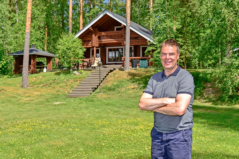 Raipe rakennutti mökin 1980-luvun lopulla. – Tänä vuonna rakentamisesta tulee kuluneeksi 30 vuotta.