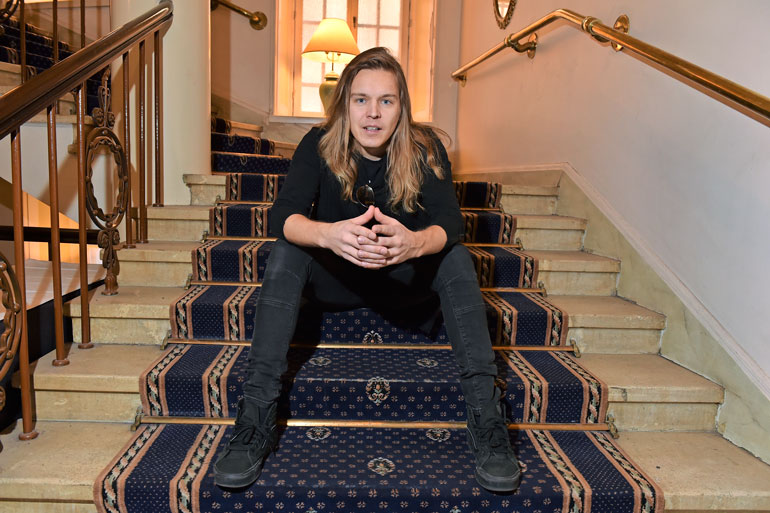 Ilari osallistui The Voice of Finland -ohjelmaan vuosina 2013 ja 2016.