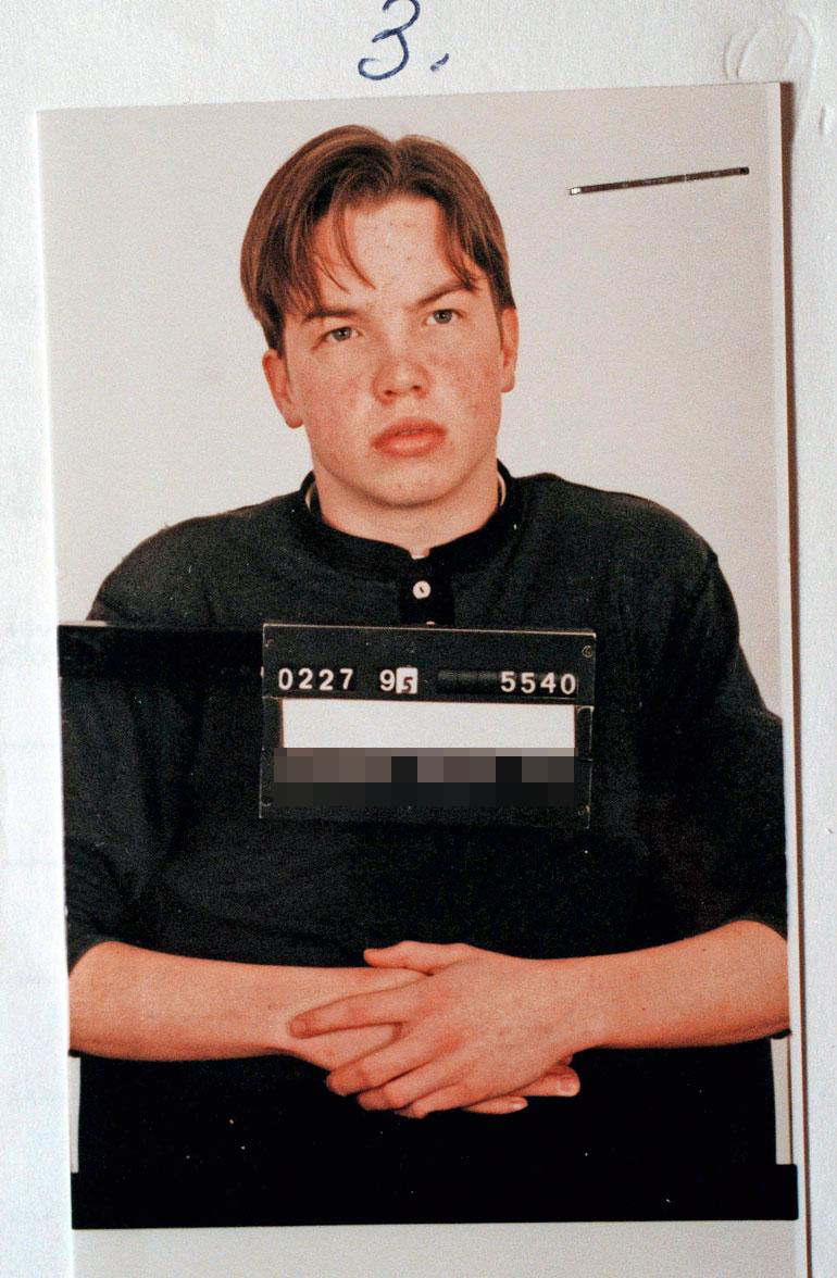 Lapsenkasvoinen Solvalla-Janne järkytti Ruotsia vuonna 1998, kun hän jäi kiinni ensimmäisestä murhastaan. – En ole saanut kruunuakaan henkirikoksista, enkä ole ikinä vaatinutkaan, vaan ne ovat olleet uskollisuuteen liittyviä tekoja.