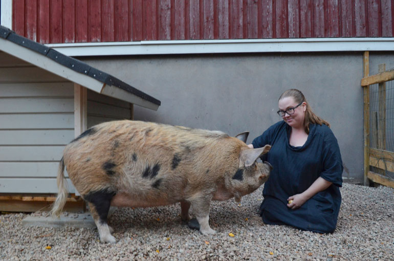 Palkinnoksi voitostaan Täplä sai Biofarmin tuotepaketin. Täplän Essihoitaja sai puolestaan Seiskan vuosikerran.