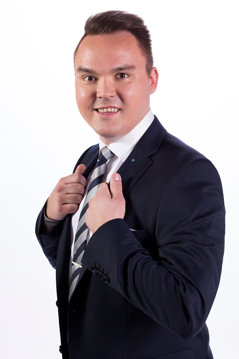 Tommi Mäki