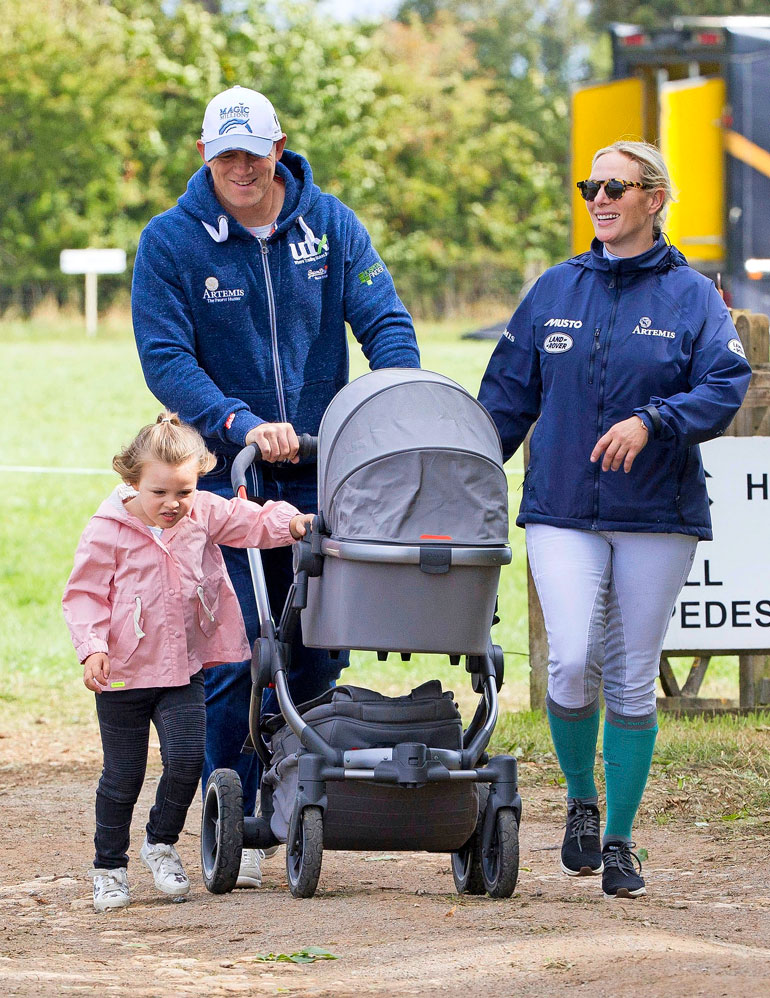 Mike, Zara, Mia ja Lena Phillips