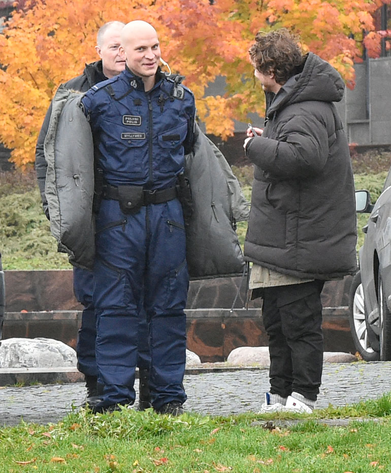 Hissu ja Riku Roban kuvauksissa