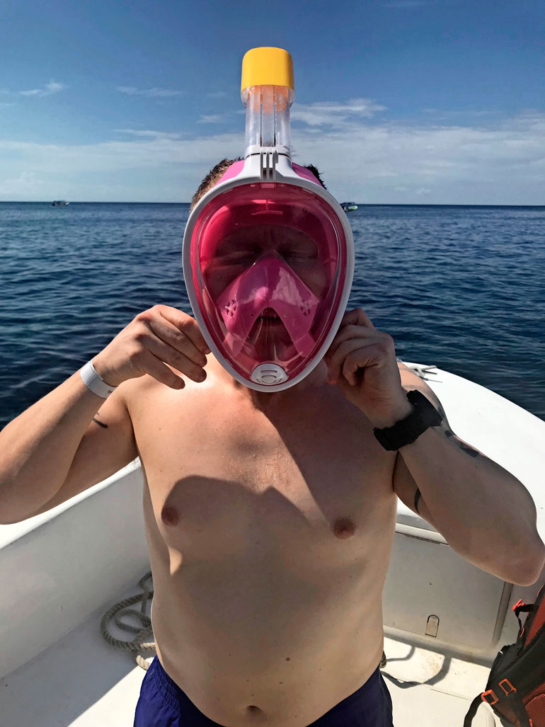 Sampon veikeä snorkalusmaski ihastutti.