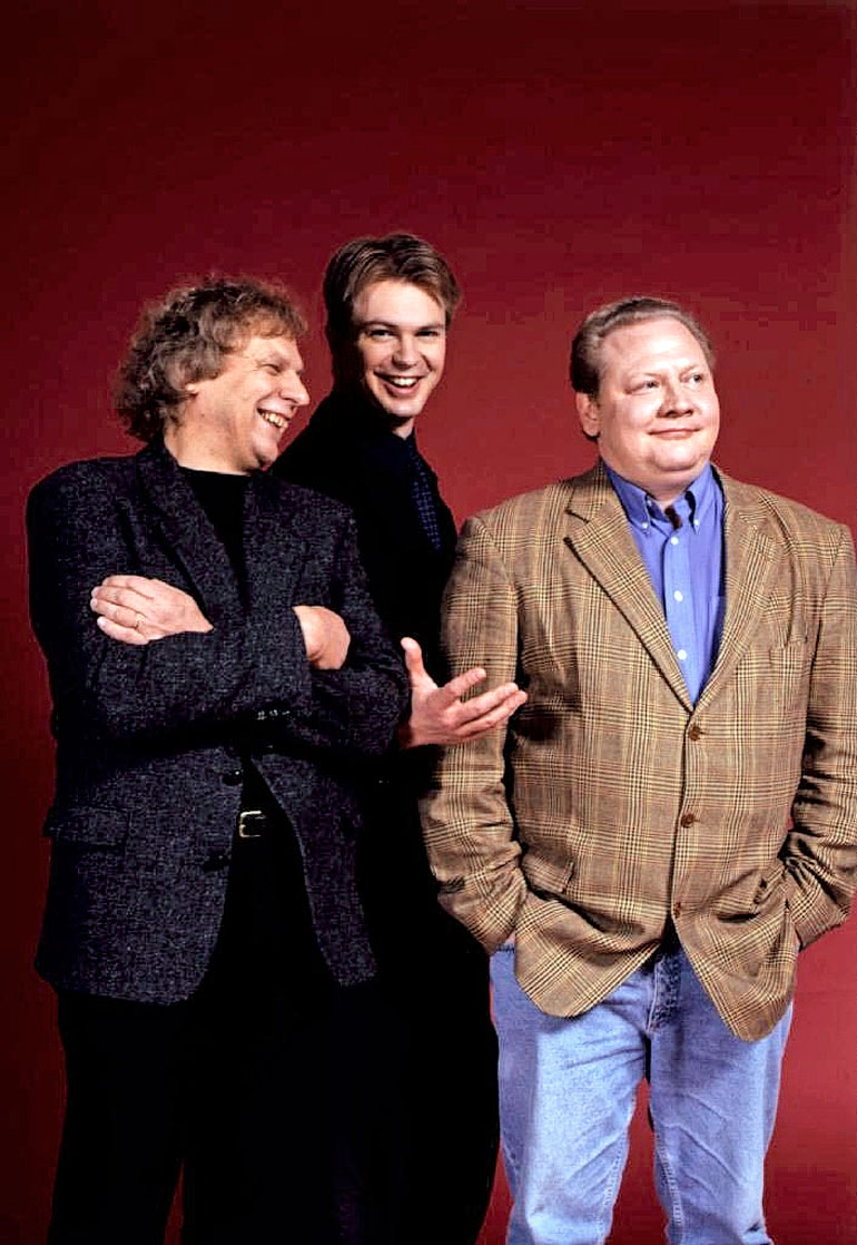 Tommy Tabermann, Peter Nyman ja Jari Tervo olivat ohjelman alkuperäiset vakiokasvot. Kuva on vuodelta 1998.
