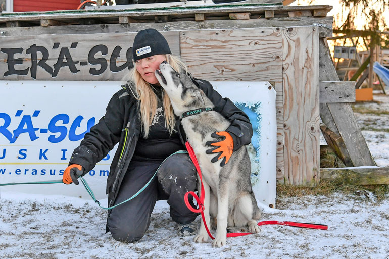 Tilan emäntä Mervi Rantamäki pääsi Messin syleilyyn.