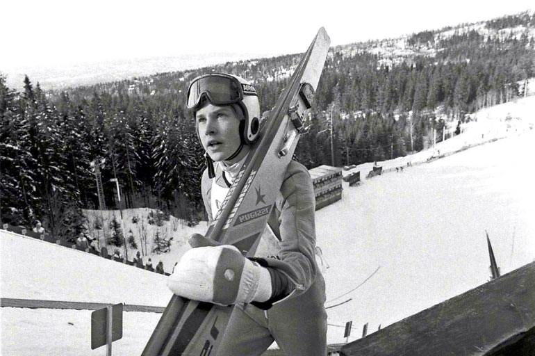 Aikansa ylivoimaisin hyppääjä Matti Nykänen juhli neljästi maailmancupin kokonaiskilpailuvoittoa (1983, 1985, 1986 ja 1988). Keski-Euroopan Mäkiviikon valtiaaksi hänen kruunattiin kahdesti (1982–1983 ja 1987–1988).