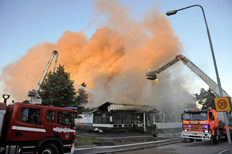 Järvenpään Casinoa ei enää ole, sillä rakennus paloi maan tasalle elokuussa 2010.