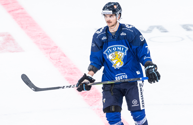 Lahdessa hävyttömät liigatehot nakutellut Oliwer hätyyttelee jo MM-kisapaikkaa.