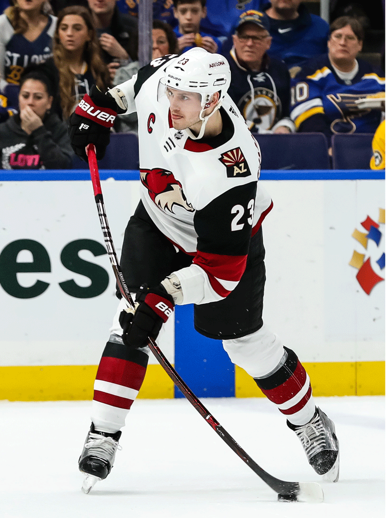 Arizona Coyotesin kapteeni Oliver Ekman-Larsson on todella kova luu.