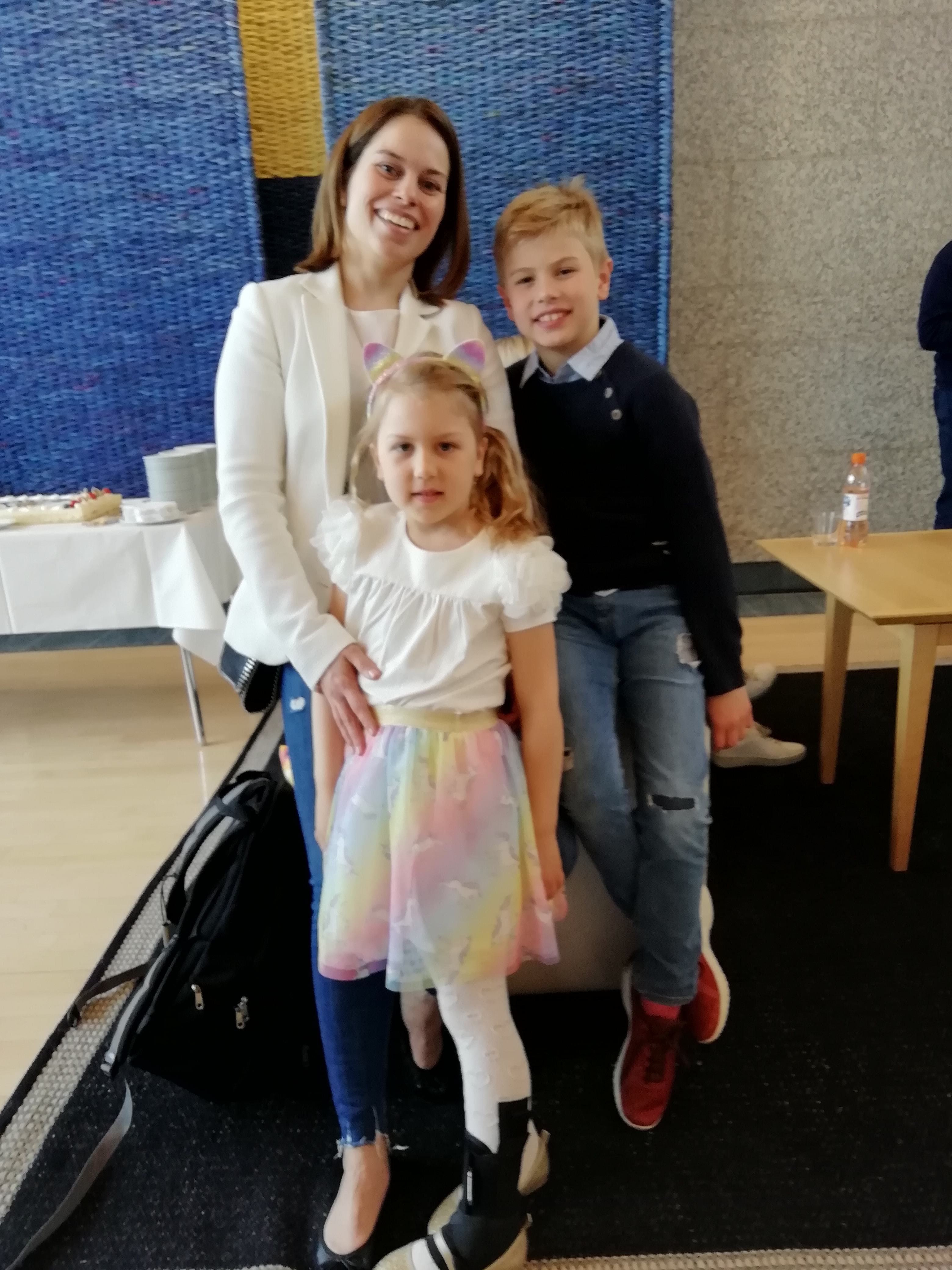 Salla Kuusela ja lapset Max sekä Isabella, Kristian Kuuselan perhe