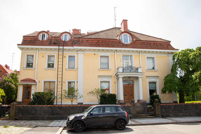 Engelinaukio 8