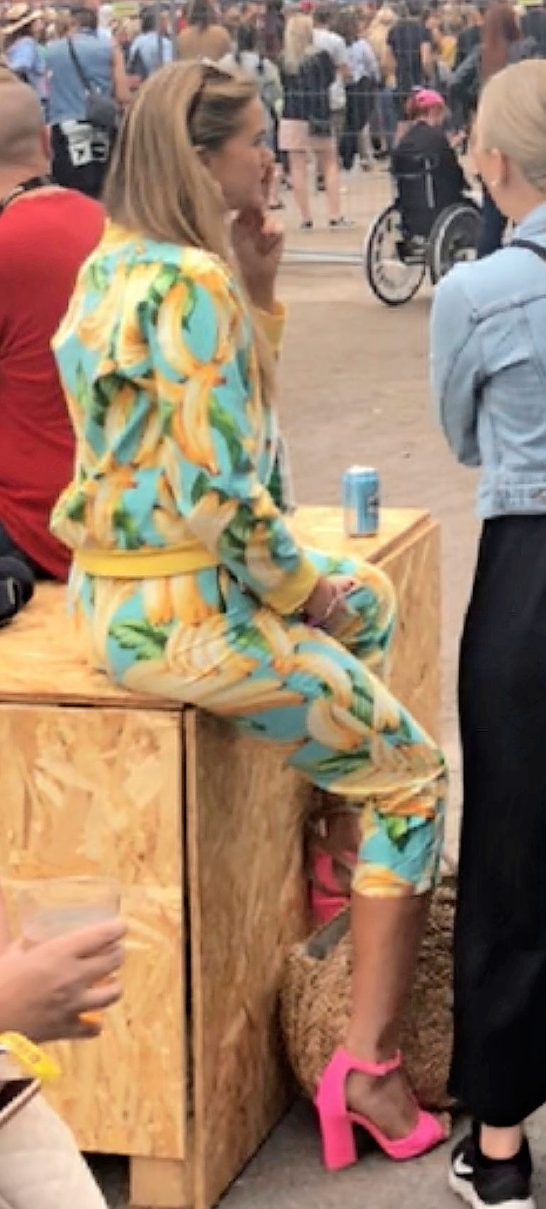 Johanna Puhakka festareilla.