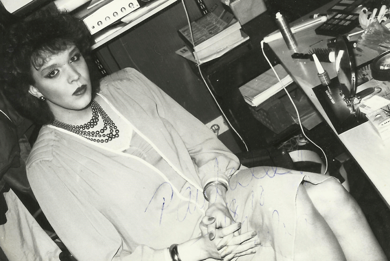 Erottaisitko oikeaa Paula Koivuniemeä tästä Juhan 1980-luvun alun versiosta?