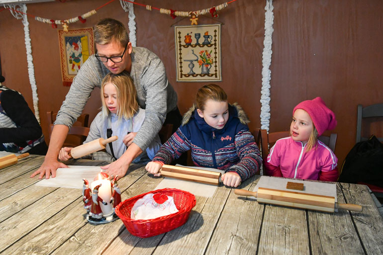 – Yhdessä vietetyt hetket ovat niitä tähtihetkiä, Jani iloitsee lastensa seurasta.
