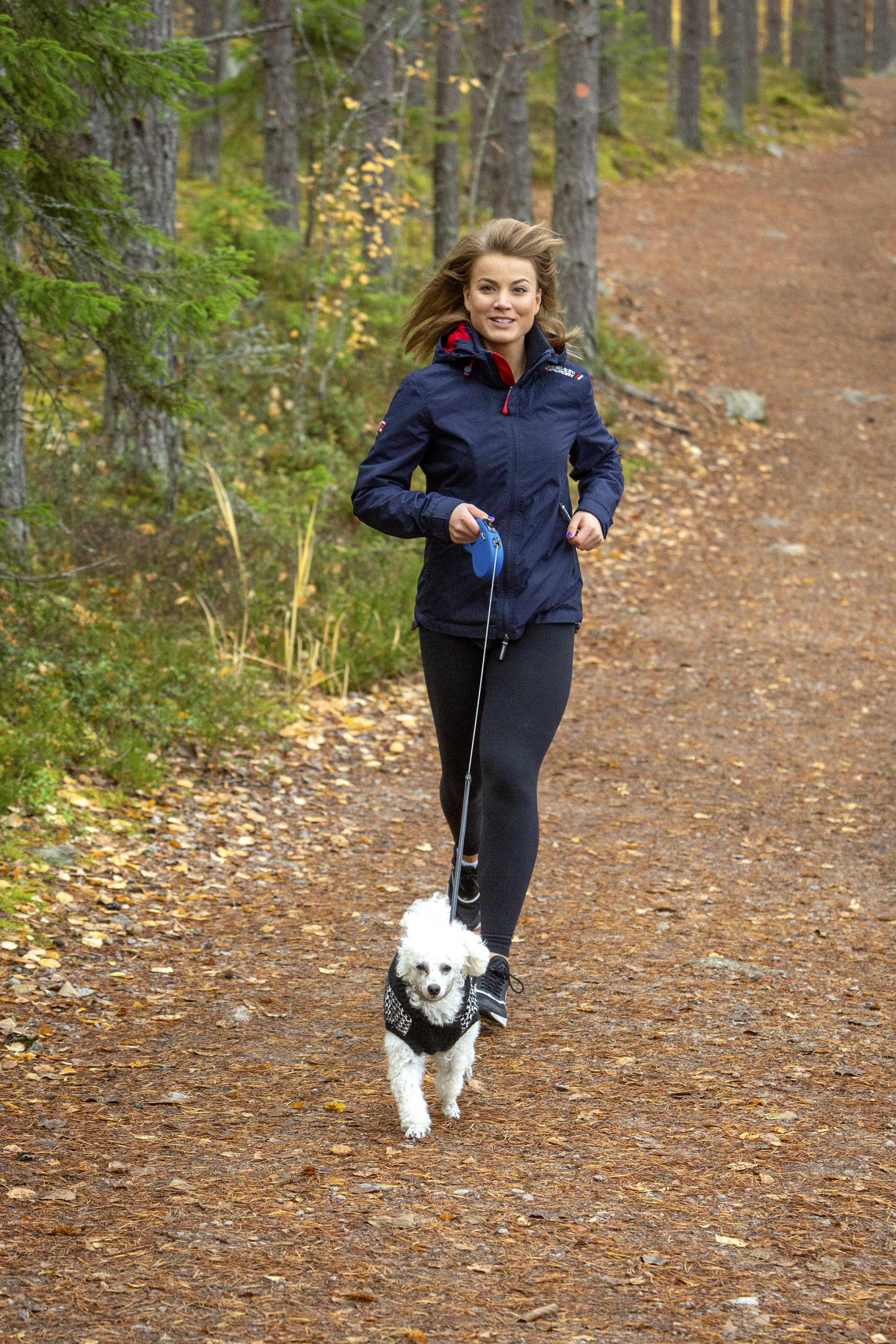 Hop hop, Harri! Repovedeltä löytyy kilometrikaupalla hyväkuntoisia luontopolkuja.