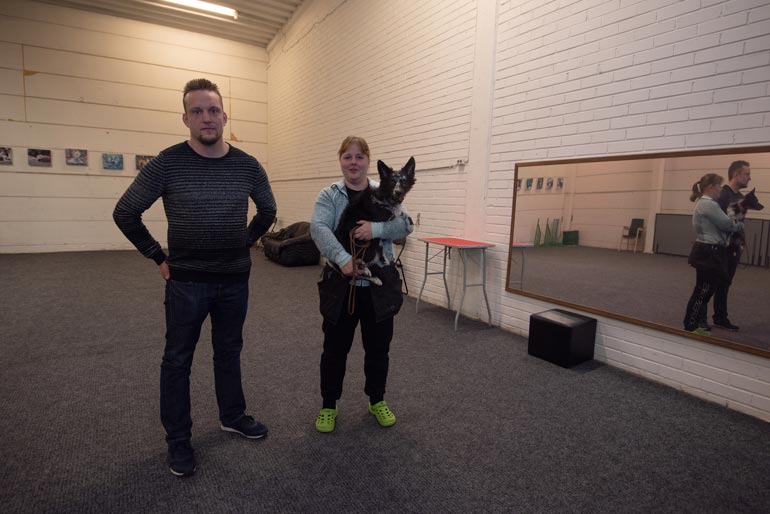Jarmo ja Mia ovat ennenkin tehneet yhteistyötä. Jarmo on suunnitellut koiraesteitä ja esimerkiksi turvallisen peilin harjoitushalliin.