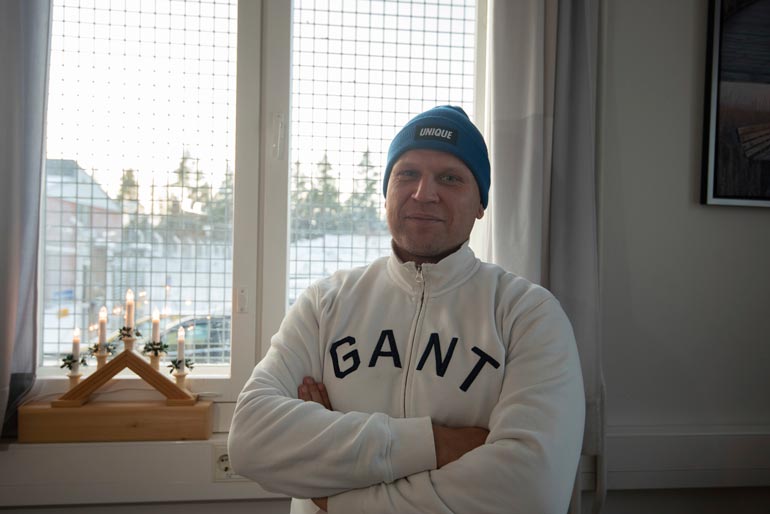 Tommy on ollut vankilassa lähes puolet elämästään.