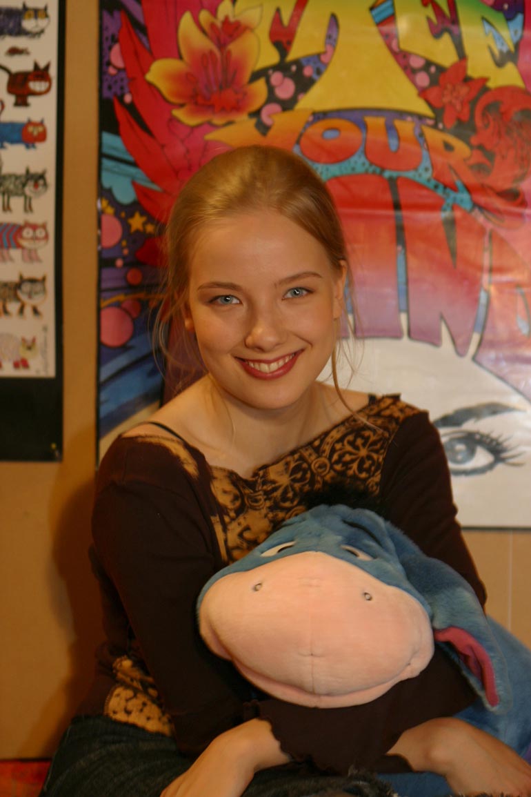 Henna tuli tutuksi Salatut elämät -sarjasta. Kuva vuodelta 2002.