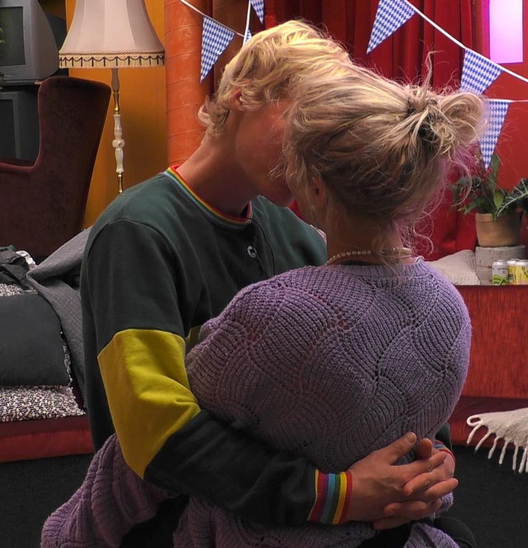 Yllättävä tosi-tv-romanssi! Anu ja Helmeri löysivät toisensa koko syksyn Nelosella nähdyssä Big Brother Suomessa.