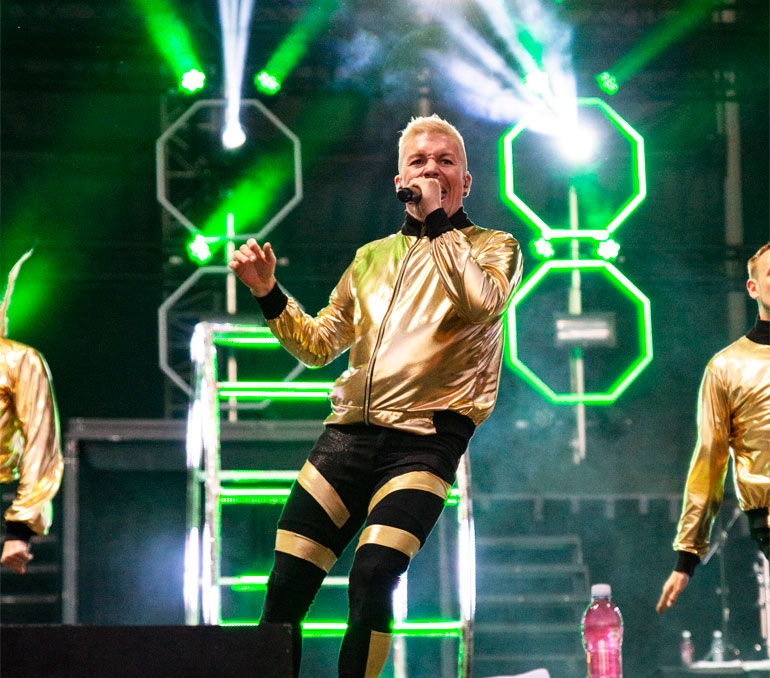 Antti Tuisku soolokeikallaan Provinsissa 2018