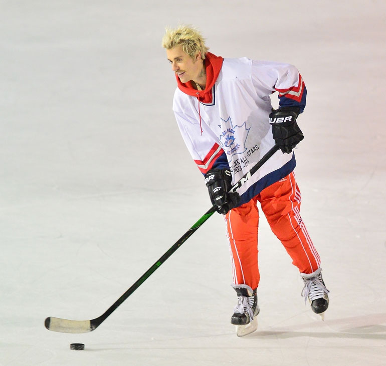 Justin Bieber jääkiekko 2