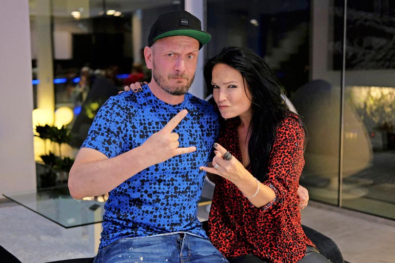 Hans Välimäki halusi ohjelmansa uudelle kaudelle mukaan aiempaa enemmän naisia kuten Tarja Turusen.