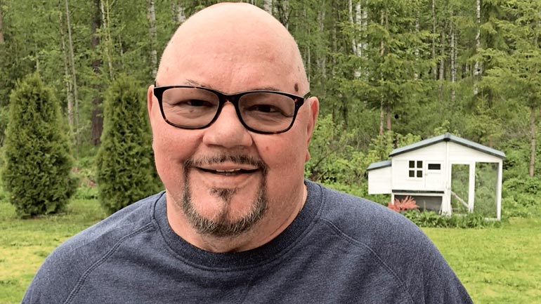 Tuorein julkinen kuva tangokuningas Kari Piirosesta on elokuulta 2019, kun hän antoi video- haastattelun Tanssiin.fi-verkkosivustolle. Tuolloin hän vielä iloitsi, ettei etäpesäkkeitä ole tullut lisää.