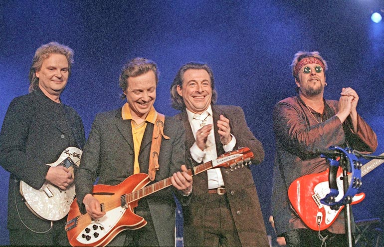 Mestareiden konsertit olivat loppuunmyytyjä. – Yritimme myöhemmin lämmitellä sitä uudestaan, mutta ei se vaan ollut enää ajankohtainen. Se oli sen hetken juttu.