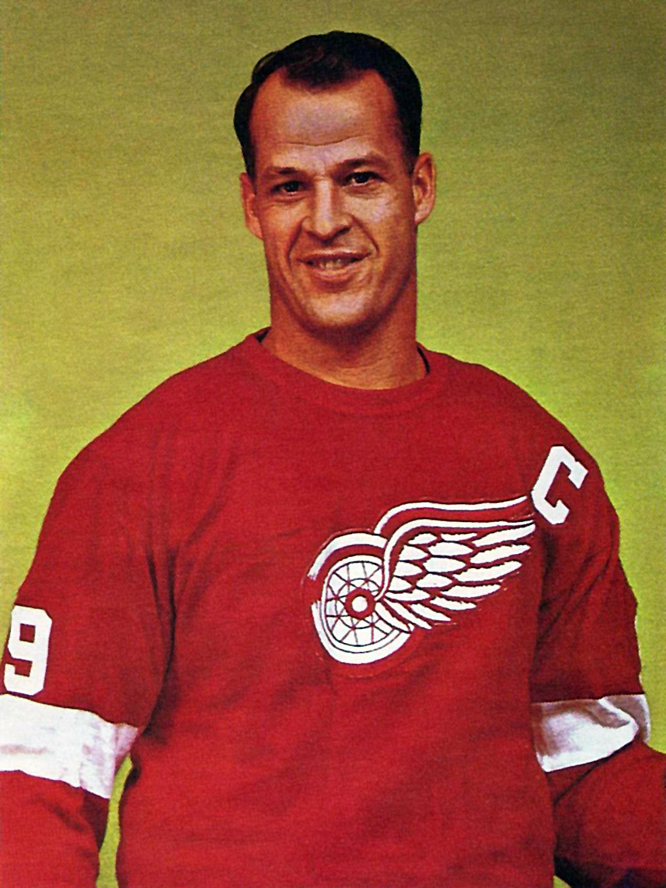 Yksi jääkiekon kaikkien aikojen kovimmista. Gordie Howe oli legenda, jota ei välttämättä kannattanut ajella seinille.