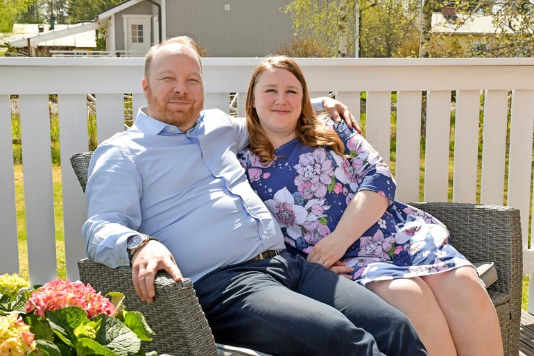 Anniina ja Ville tunnistetaan yhä kadulla. Anniinan mukaan yleisin kommentti on, että he olivat sarjan suosikkipari.