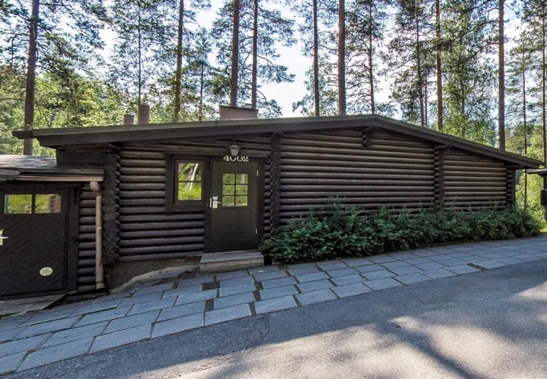 Martinalla ja Krisillä oli yhteinen mökki Vierumäen-lomallaan.