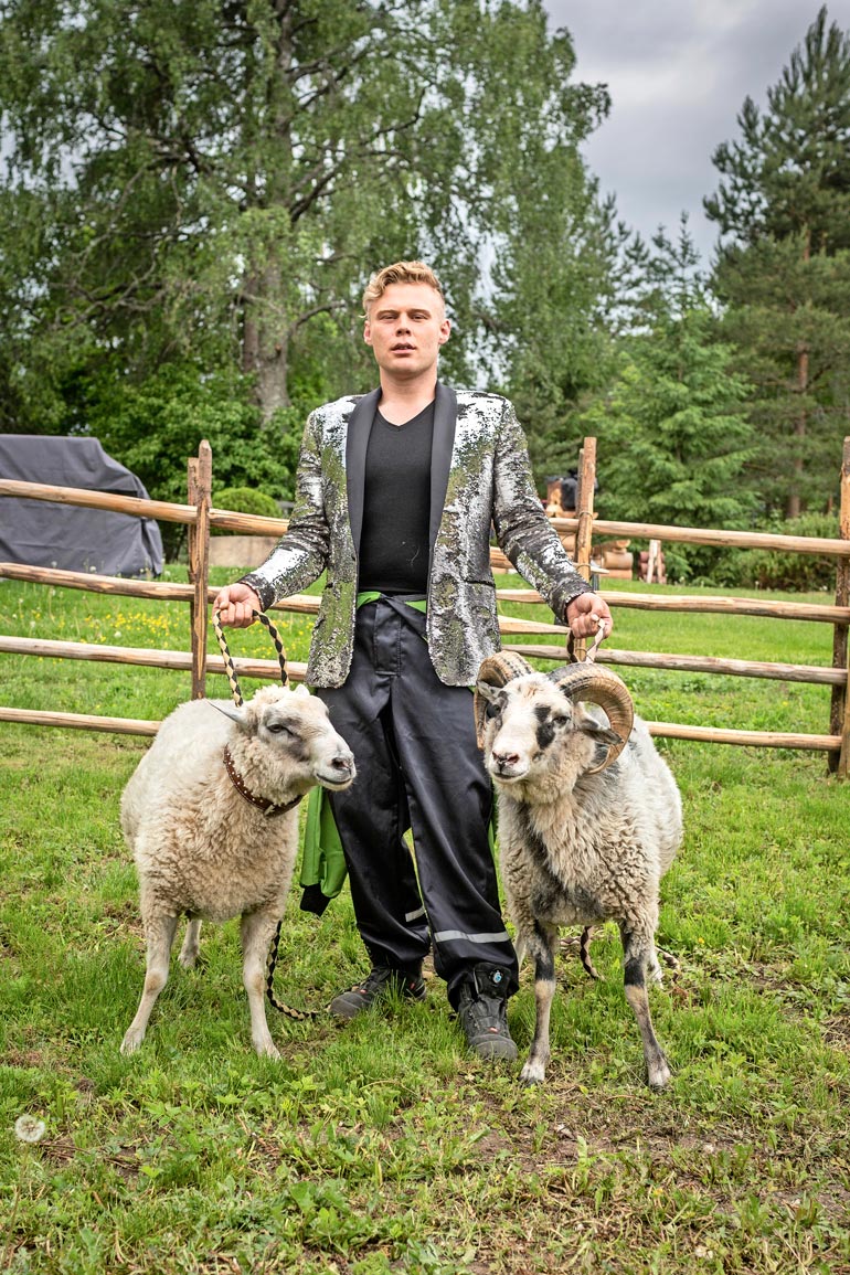 Lammasaitauksesta löytyy myös vuohia ja pässejä.