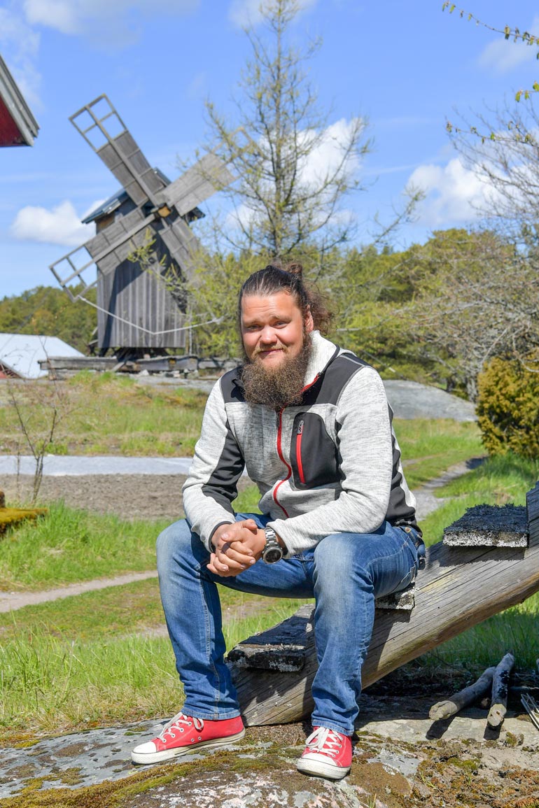 Lauri tuli tv-katsojille tutuksi viime syksynä nähdyssä Maajussille morsian -ohjelmassa. Vaimoketta ei ohjelman kautta löytynyt.