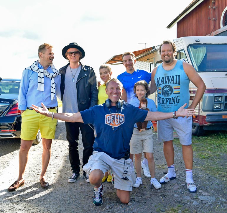 Sami kuvaa parhaillaan Luokkakokous 3 -elokuvaa. Leffan ohjaajaksi on kiinnitetty tällä kertaa peräti Renny Harlin.
