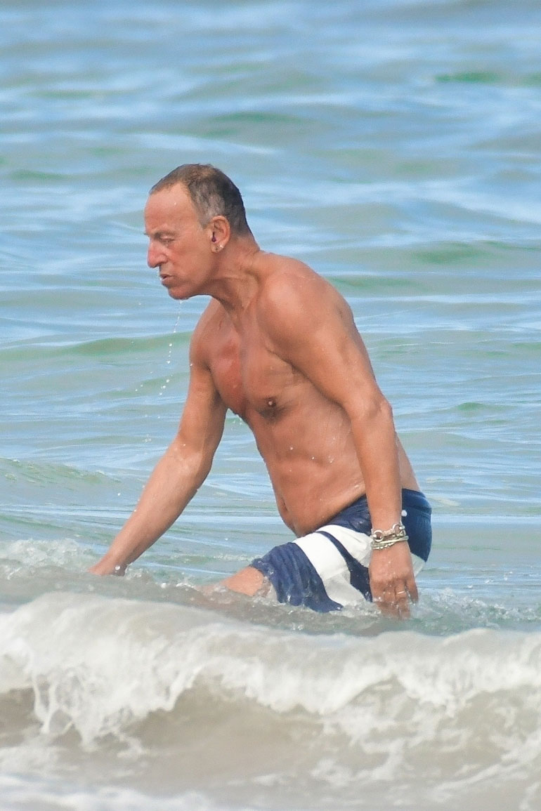 Bruce Springsteen rannalla 5