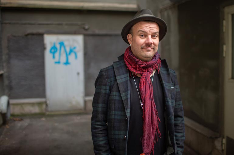 MagnumLiven musiikkiagentti Esa Nummela on työskennellyt muun muassa Saija Tuupasen, Janne Tulkin ja Marita Taavitsaisen kanssa. – Romussa on potentiaalia!