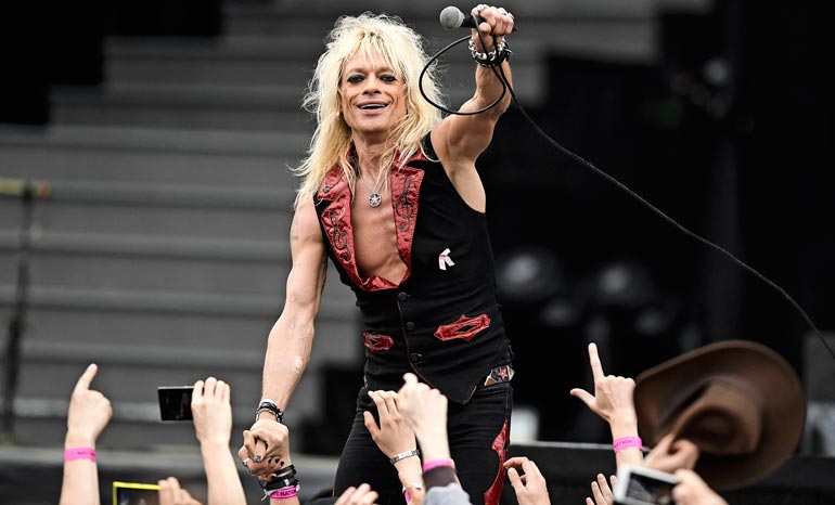 Yhä hurjassa tikissä! Michael Monroe, 58, on elävä esimerkki siitä, että vierivä kivi ei sammaloidu.