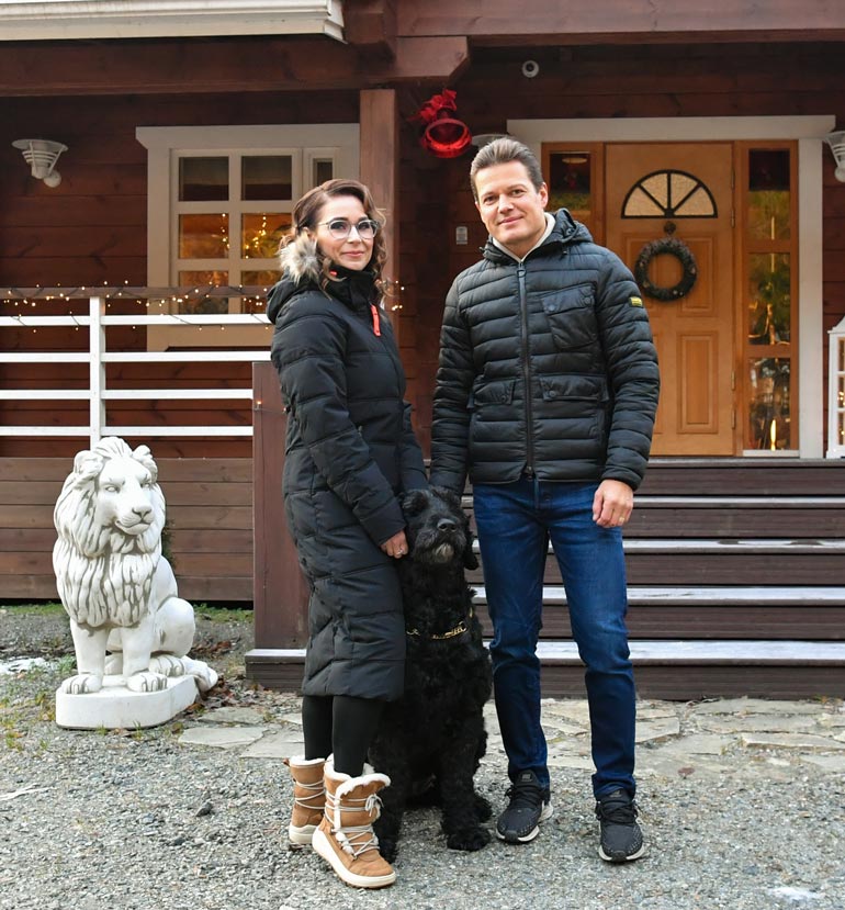 Sami ja Satu Kapasen hirsilinnassa on karvainen portsari.