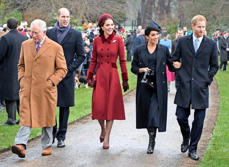 Charles ja hänen poikansa William ovat sairastaneet koronan, Kate ei. Heidät nähdään todennäkösesti kuningattaren joulupöydässä, josta Harry, Meghan ja Archie puuttuvat.