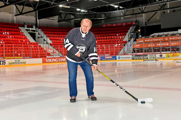 Legendaarisen jäästadionin tilalla komeilee nykyään moderni areena. – Tämä on todella hieno kompleksi ja turkulaisen juniorituotannon todellinen sydän, Tami kehuu.