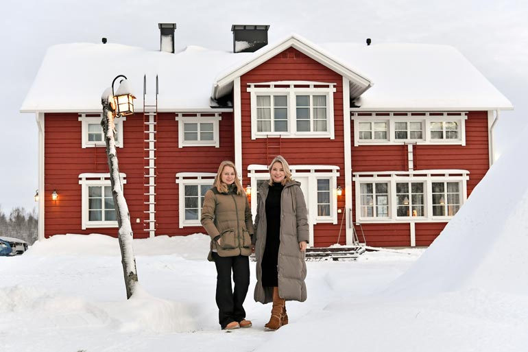 Sirlyn ja Heidin Aurora Estate palkittiin Euroo- pan parhaana boutiquehotellina vuonna 2018. – Tottahan sitä oli juhlistettava!