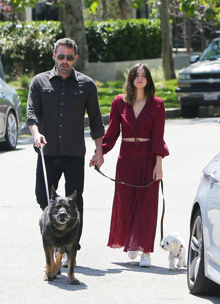 Ben Affleck and Ana de Armas Walking Their Dogs -PICTURED: Ben Affleck and Ana de Armas -PHOTO by: BauerGriffin/INSTARimages.com