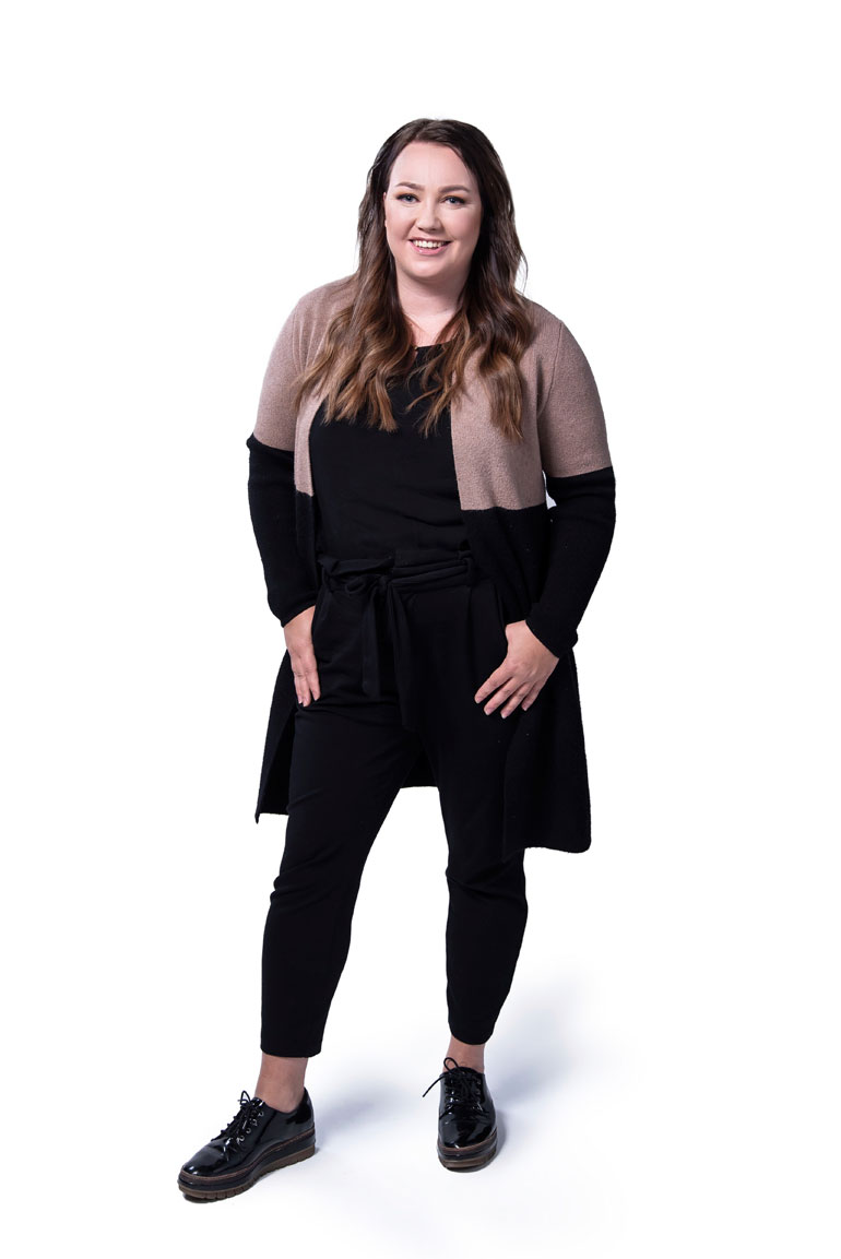 diili_kausi_1_promo_jenni_pirhonen_01_kuvaaja_saku_tiainen