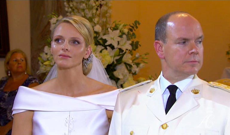 Charlene vaikutti onnettomalta morsiamelta häissään vuonna 2011.