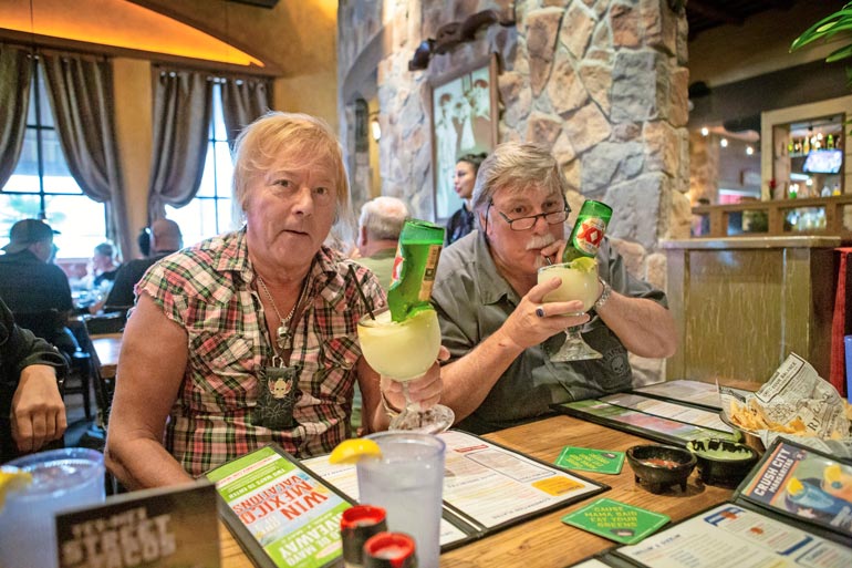 Suosittu beerrita-drinkki maistui Dannylle ja hänen Texasissa asuvalle pikkuveljelleen.
